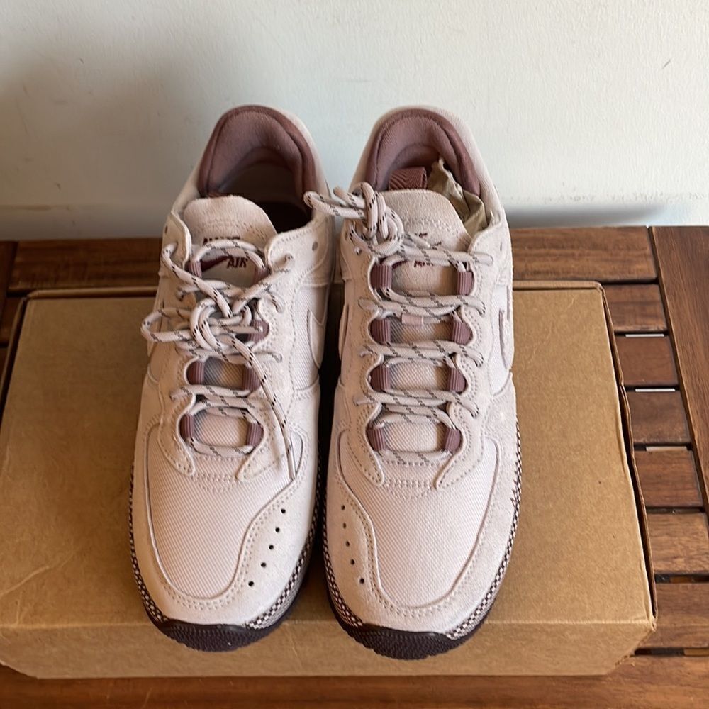 Nike Air Force 1 Wild Platinum Violet USA Women Size 7/UK 4.5/EU 38(FB2348-003) - Picture 7 of 9